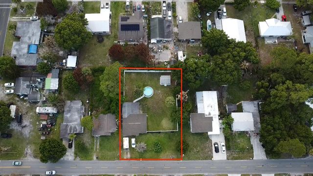 1815 S 30th Street, Fort Pierce, FL 34947