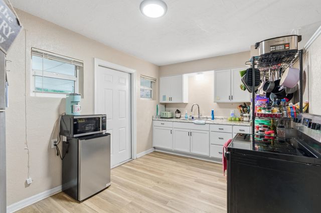 1815 S 30th Street, Fort Pierce, FL 34947