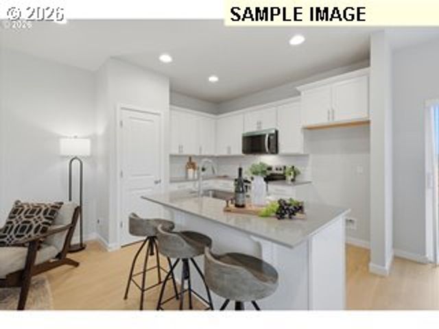 388 E Wilson St, Carlton, OR 97111
