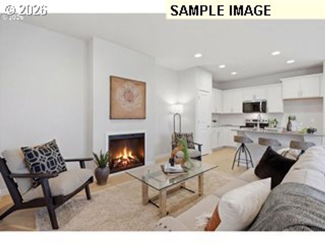 388 E Wilson St, Carlton, OR 97111