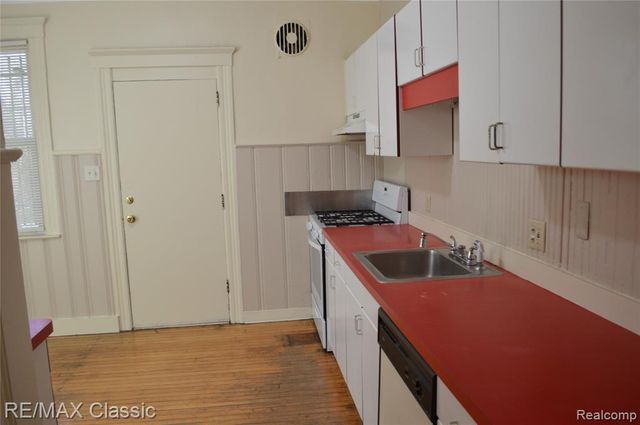 5153 Commonwealth Street, Detroit, MI 48208