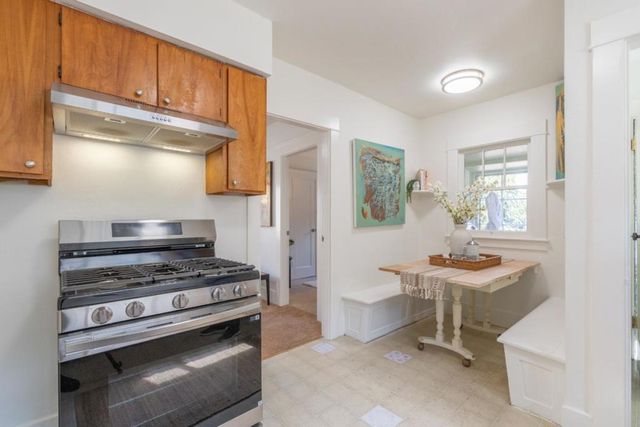 Monroe Street, Monterey, CA 93940