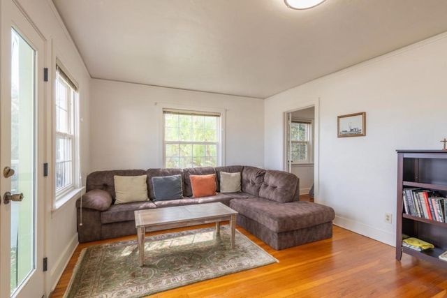 Monroe Street, Monterey, CA 93940