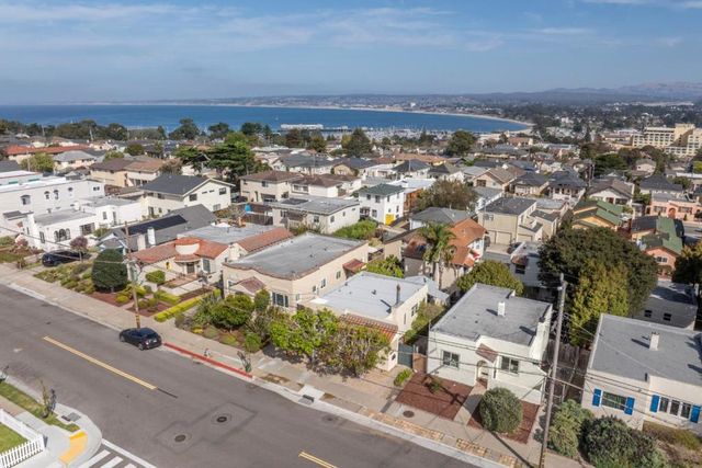 Monroe Street, Monterey, CA 93940