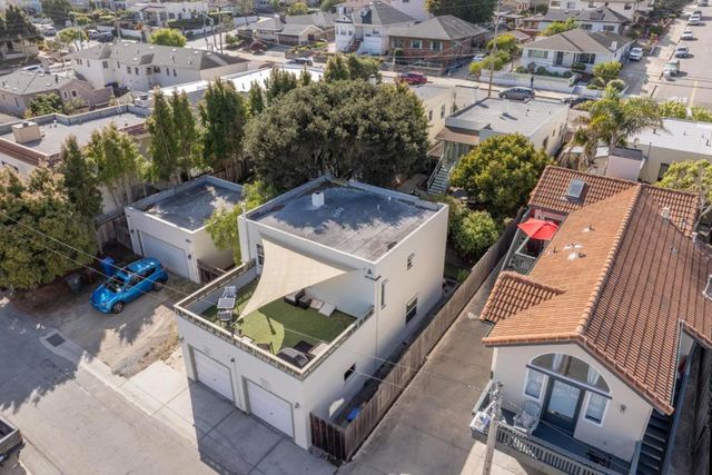 Monroe Street, Monterey, CA 93940