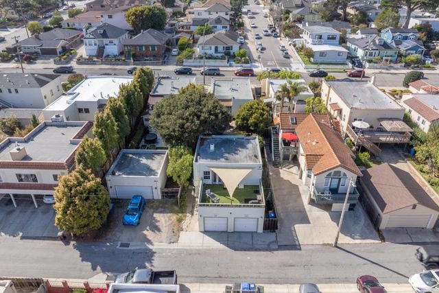 Monroe Street, Monterey, CA 93940