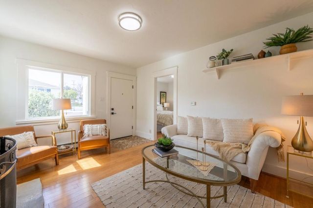Monroe Street, Monterey, CA 93940