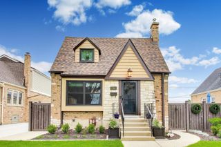 7347 N Overhill Avenue, Chicago, IL 60631