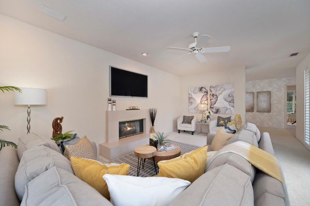 11287 Crocker Grove Ln, Gold River, CA 95670