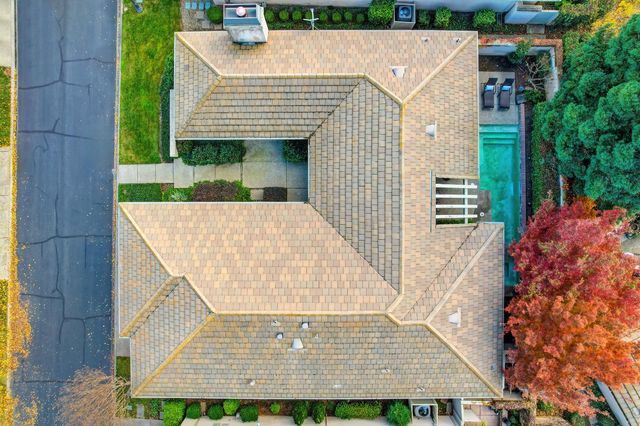 11287 Crocker Grove Ln, Gold River, CA 95670