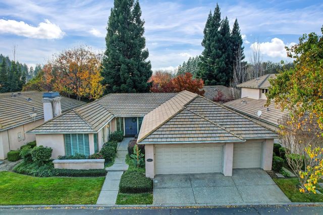 11287 Crocker Grove Ln, Gold River, CA 95670