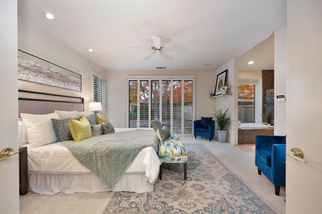 11287 Crocker Grove Ln, Gold River, CA 95670