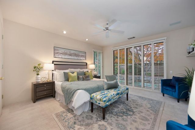 11287 Crocker Grove Ln, Gold River, CA 95670