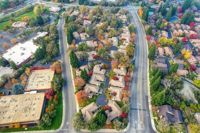 11287 Crocker Grove Ln, Gold River, CA 95670