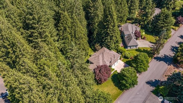 19710 222nd Avenue NE, Woodinville, WA 98077