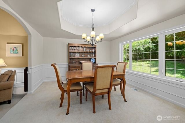 19710 222nd Avenue NE, Woodinville, WA 98077