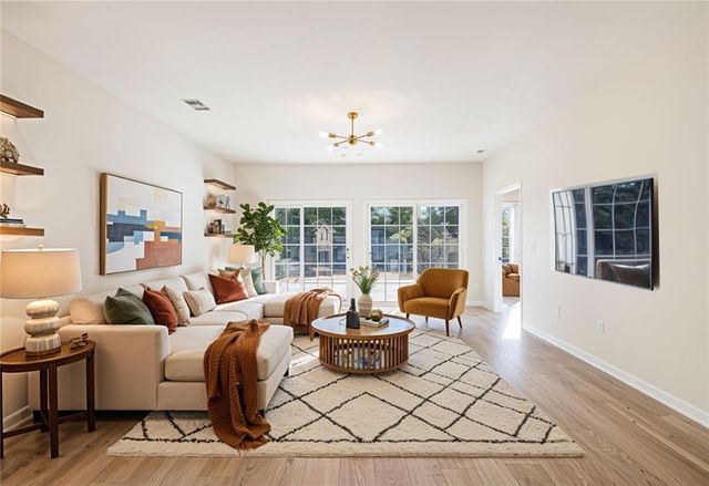 6513 Bradford Court, Hoschton, GA 30548