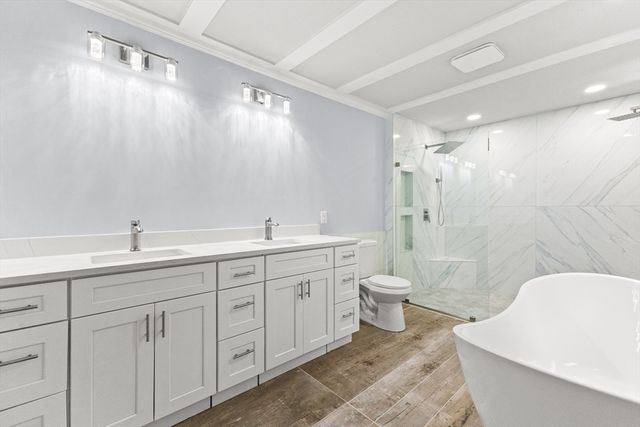 24 Country Club Dr 24, Plymouth, MA 02360