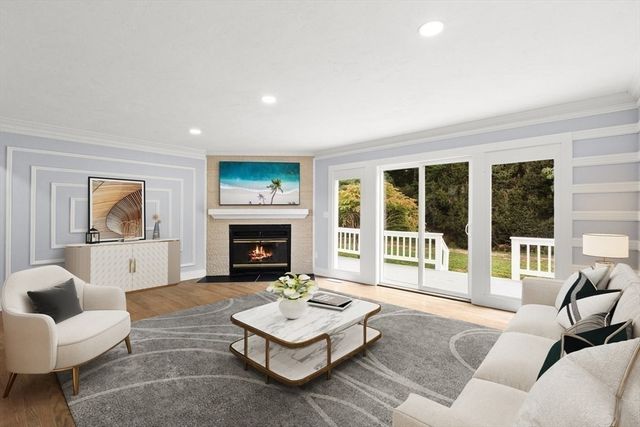 24 Country Club Dr 24, Plymouth, MA 02360