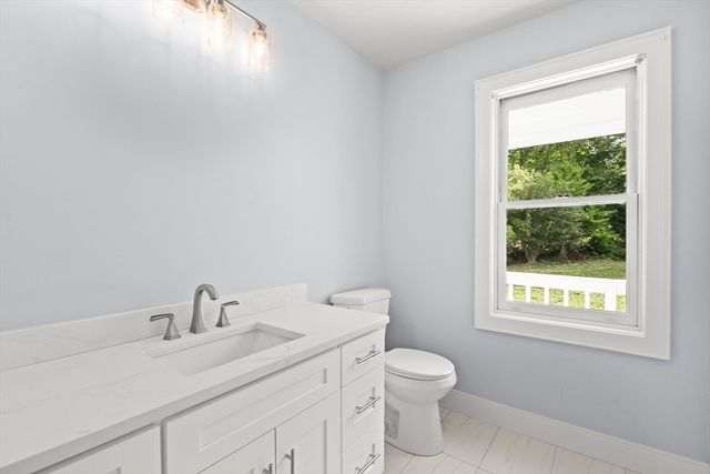 24 Country Club Dr 24, Plymouth, MA 02360