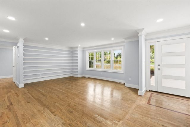 24 Country Club Dr 24, Plymouth, MA 02360