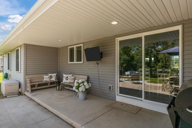 N8231 BIG LAKE COURT, Sherwood, WI 54169