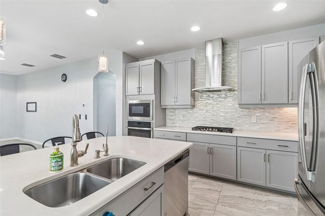 11852 GAVIN LANE, Odessa, FL 33556