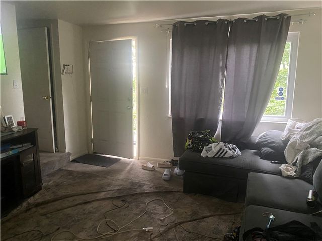 9210 Florida Ave, Penn Hills, PA 15235