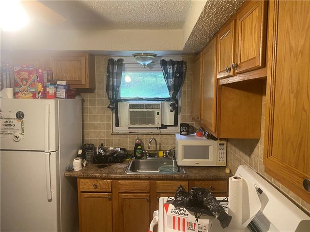 9210 Florida Ave, Penn Hills, PA 15235