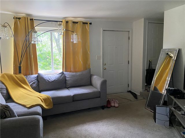 9210 Florida Ave, Penn Hills, PA 15235