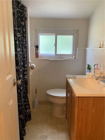 9210 Florida Ave, Penn Hills, PA 15235