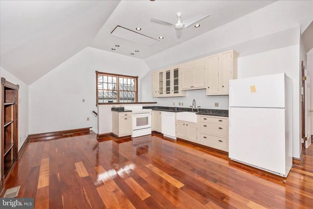 806 PARK AVE, Mount Airy, MD 21771