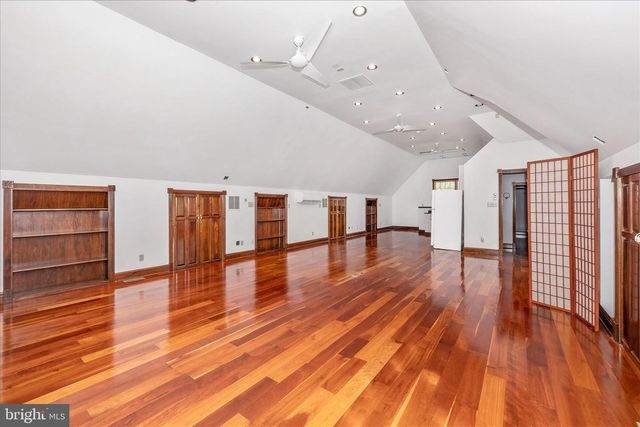 806 PARK AVE, Mount Airy, MD 21771