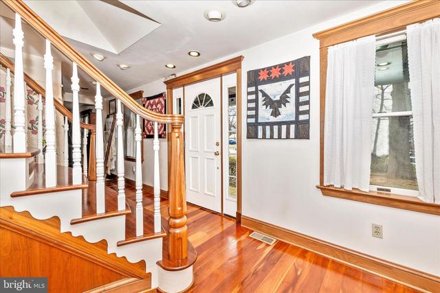 806 PARK AVE, Mount Airy, MD 21771