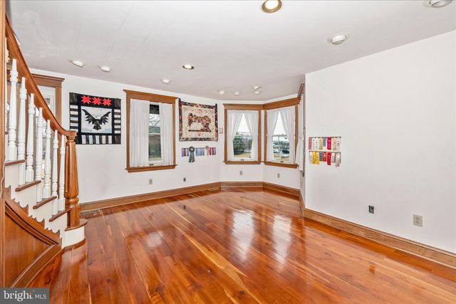 806 PARK AVE, Mount Airy, MD 21771