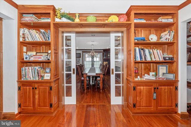 806 PARK AVE, Mount Airy, MD 21771