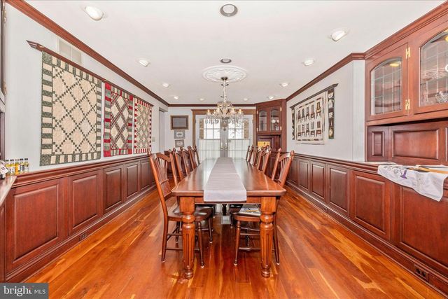 806 PARK AVE, Mount Airy, MD 21771