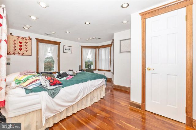 806 PARK AVE, Mount Airy, MD 21771