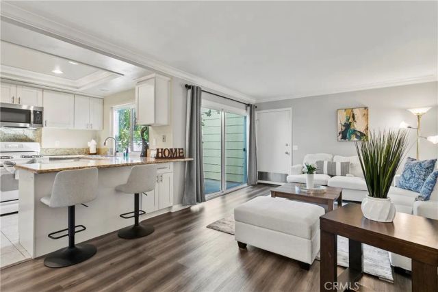 5 Rockwood, Irvine, CA 92614