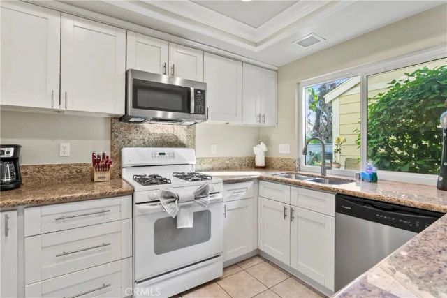 5 Rockwood, Irvine, CA 92614