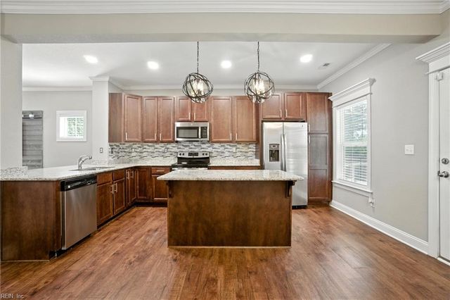 110 Bedford PL, Portsmouth, VA 23701