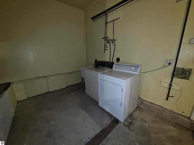 6704 Rapid City Road NW, Rapid City, MI 49676