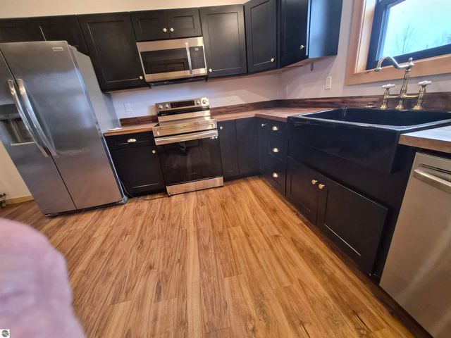 6704 Rapid City Road NW, Rapid City, MI 49676