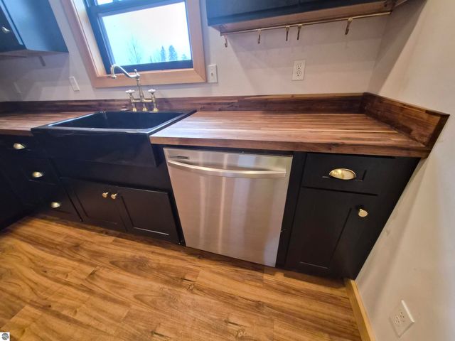 6704 Rapid City Road NW, Rapid City, MI 49676