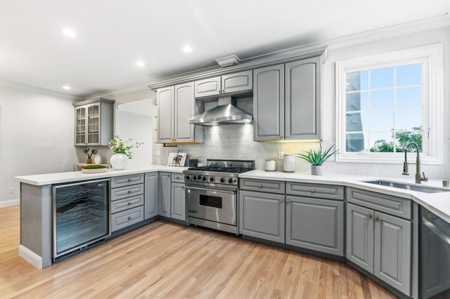 1466 Alvarado Avenue, Burlingame, CA 94010