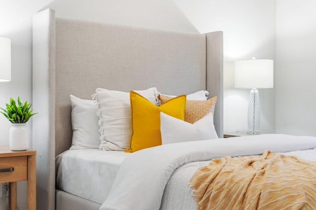 1466 Alvarado Avenue, Burlingame, CA 94010