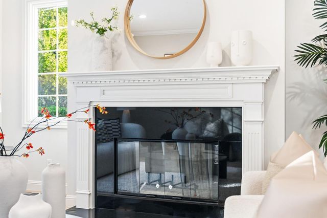 1466 Alvarado Avenue, Burlingame, CA 94010