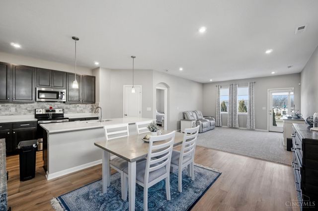 415 Summerlyn Farms Court, Lebanon, OH 45036