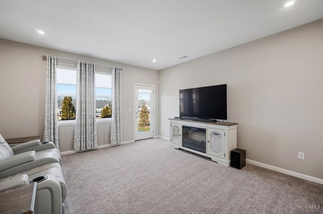 415 Summerlyn Farms Court, Lebanon, OH 45036