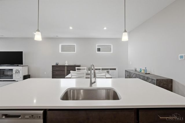 415 Summerlyn Farms Court, Lebanon, OH 45036